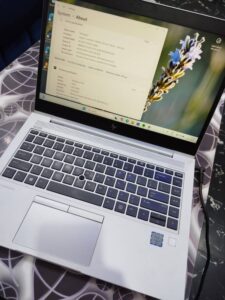 Definition of computer system
